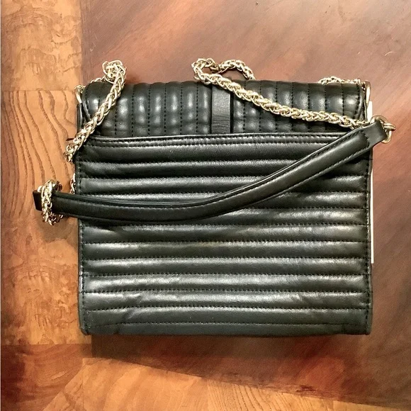 VINCE CAMUTO LEATHER SHOULDER BAG - Picture 2 of 13